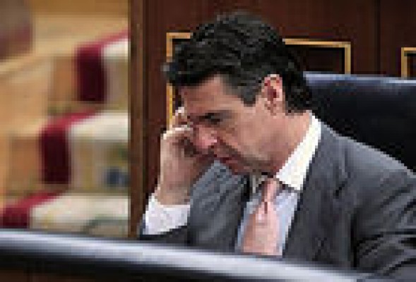Soria subraya que la subida de la luz 