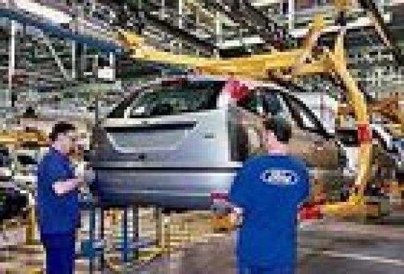 Ford Almussafes prorroga hasta 2018 su plan de prejubilaciones con relevo