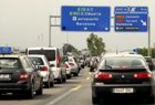 Estado, constructoras, bancos y expropiados se repartirán el coste de salvar a las autopistas