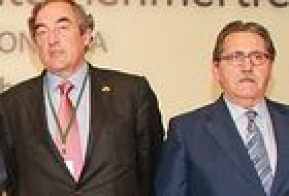 CEOE frena la nueva ley de cámaras de comercio para que no le quiten competencias