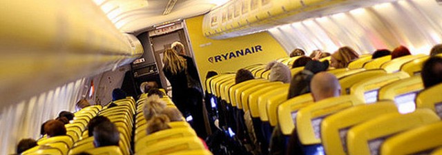 Ryanair, la campeona de los abusos 2012