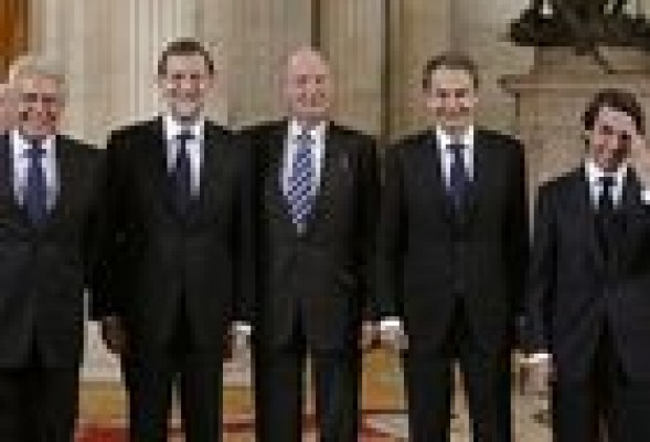 La herencia de 2012: crisis fuerte, instituciones débiles