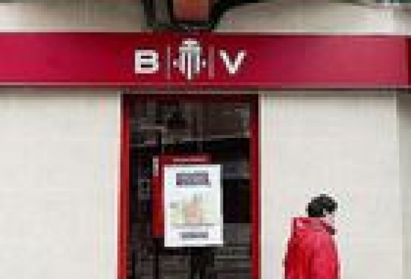 Los nuevos despidos en Banco de Valencia obligarán a cerrar casi la mitad de oficinas