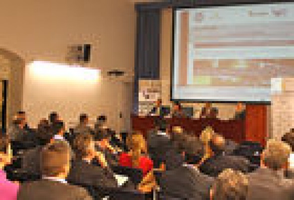 Diversificar, prudencia y productos entendibles, claves a la hora de invertir
