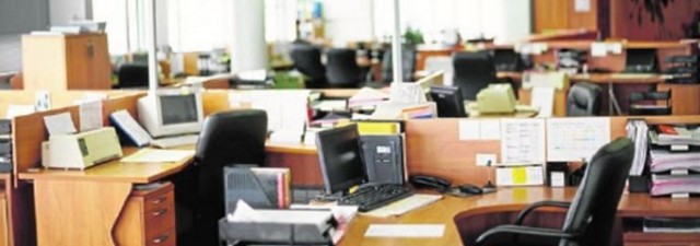El absentismo laboral bajó durante 2012 tras las medidas del Consell