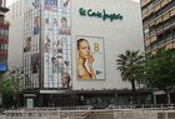 El Corte Inglés abrirá este domingo y en San Vicente, primeros días de apertura tras la liberalización
