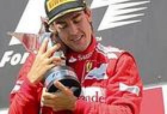PSPV y Compromís pide cuentas de la F1 y demanda una 