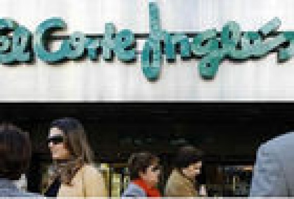 Trabajadores de El Corte Inglés convocan una protesta para el día 27