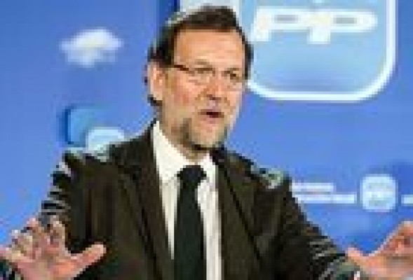 RECUPERACIÓN<br /><strong>Rajoy asegura que los brotes verdes no son un espejismo</strong>