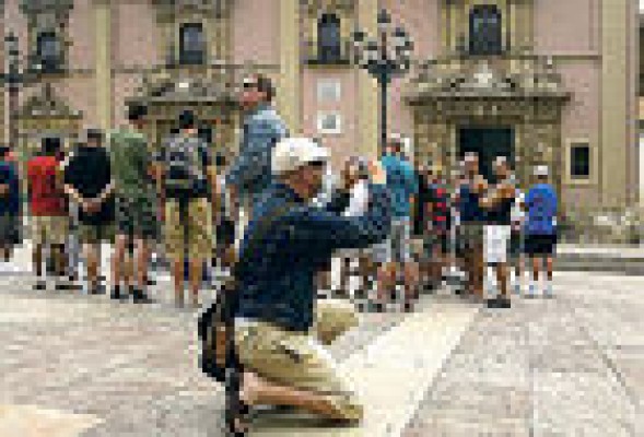 Los turistas franceses hacen crecer el turismo valenciano un 4,4%