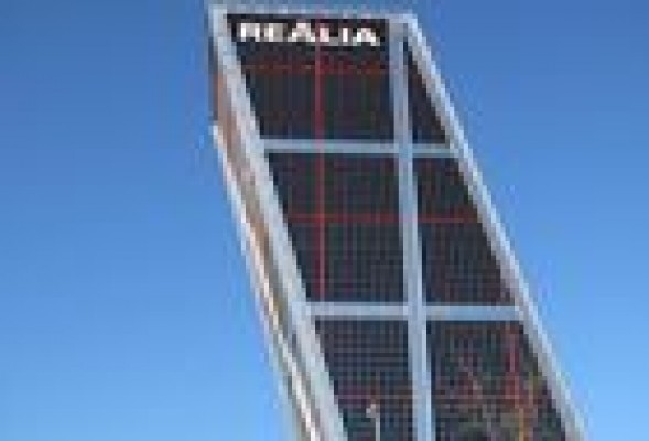 La especulación dispara en bloque a las cotizadas del sector inmobiliario en bolsa