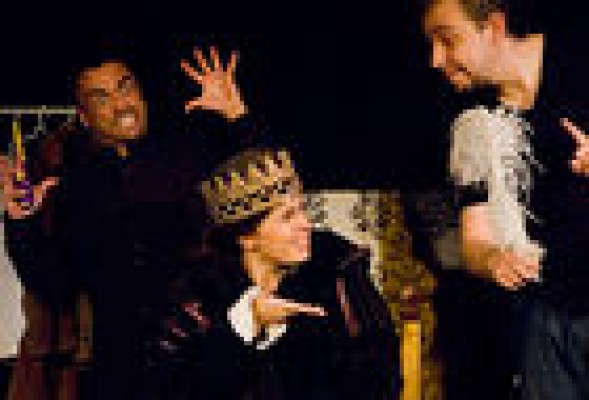 TEATRO <br /><strong>Una historia de España en 70 minutos y 70 personajes</strong>