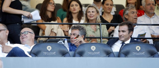 El sainete de las entradas tendrá poco recorrido en la RFEF y Competición 