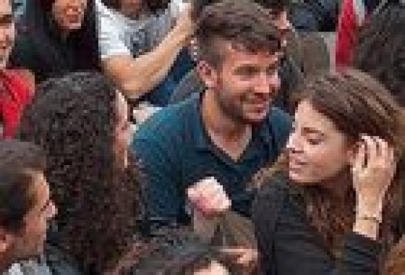 Más ayudas y mayor formación práctica, las propuestas de los jóvenes a Fátima Báñez