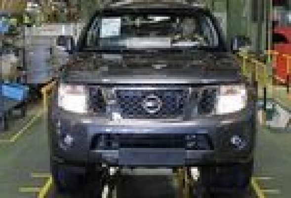 AUTOMÓVIL<br /><strong>Pacto de rebaja de sueldos en Nissan Barcelona para sobrevivir</strong>