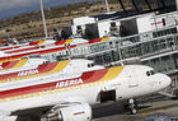  Iberia rebaja un 30% los despidos iniciales a 3.147 empleos