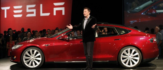 El fundador de Tesla gastará 20 millones de dólares de su bolsillo en acciones