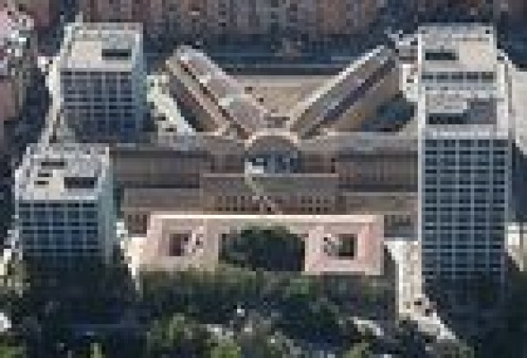 El Consell programa el calendario de la gran mudanza a la ciudad administrativa 9 d'Octubre