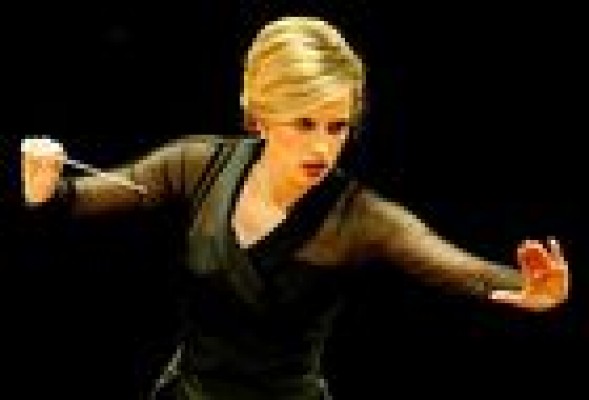 La directora de orquesta Inma Shara espera dirigir el Concierto de Año Nuevo en Viena