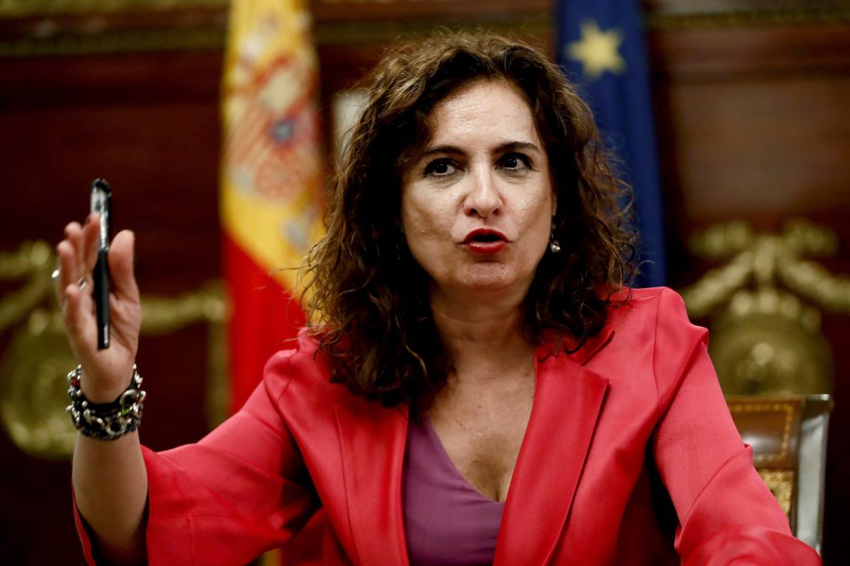El Gobierno promete adelantar mejoras a la Comunitat hasta reformar la financiación