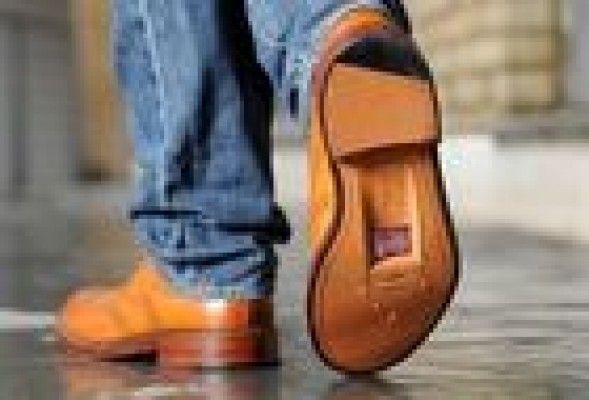 O2 lanza el auténtico 'zapatófono'