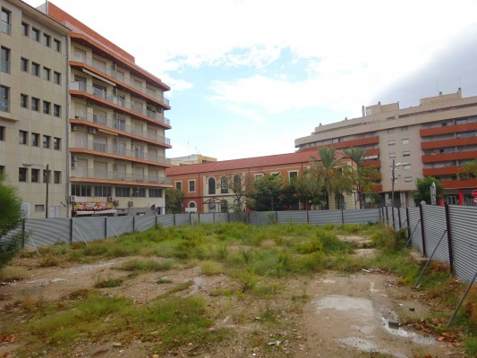 Dénia convocará un concurso de ideas para decidir qué se hace en el solar de Marqués de Campo
