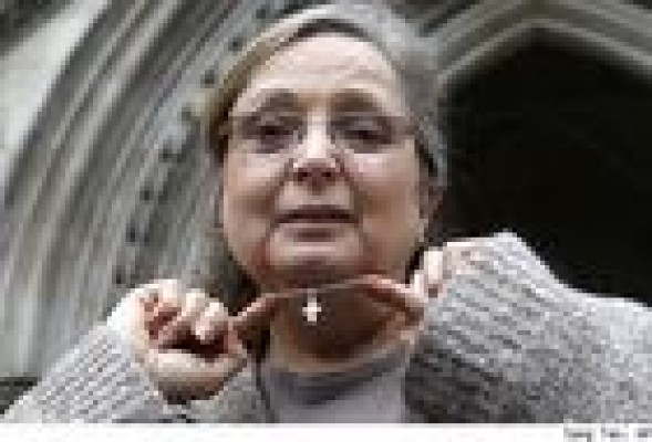 Nadia Eweida, la empleada de British Airways que dobló el pulso al poderoso Willie Walsh