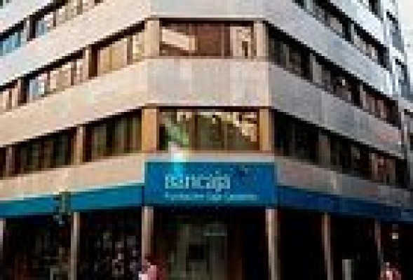 Fundación Caja Castellón se rebela contra la Fundación Bancaja para recuperar estatus... financiero