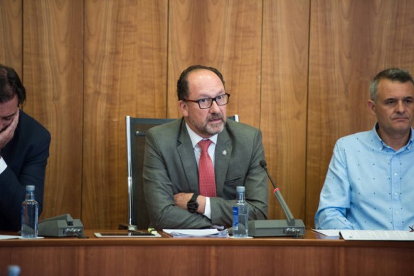Bascuñana se defiende y la candidatura del PP a la alcaldía de Orihuela queda en el aire hasta enero