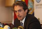 Los alcaldes se revuelven y exigen para las CCAA los mismos criterios de eficiencia y ahorro
