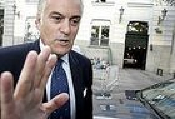 Bárcenas acudió al notario a finales de 2012 para levantar acta de la cuenta de donantes del PP y sus perceptores