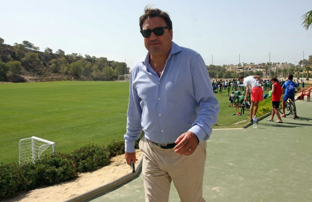 Regeneración denuncia que el Elche está secuestrado por Sepulcre