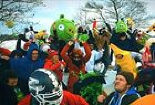 Los padres de Angry Birds celebran su éxito a golpe de Harlem Shake