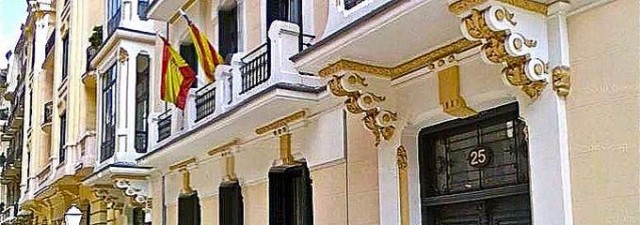 A la embajada de la Generalitat en Madrid le salen 'novios' diplomáticos