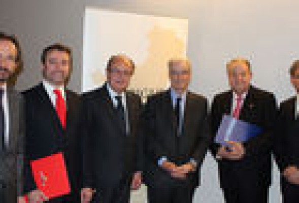 Garrigues celebra sus 30 años en Valencia debatiendo sobre el futuro empresarial