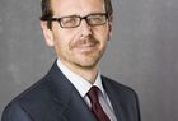 Broseta refuerza su estructura y potencia el área de Financiero