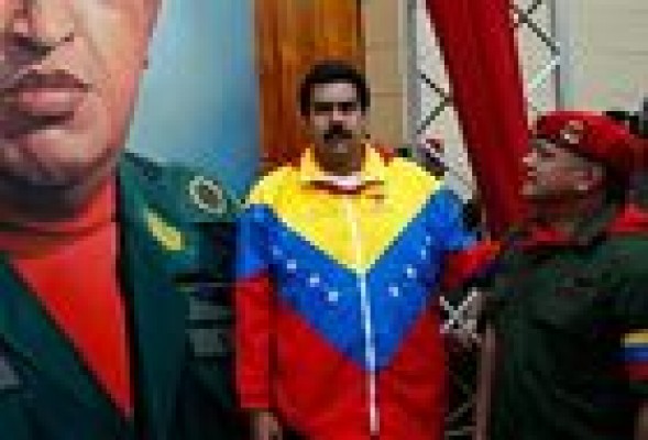 El régimen de Chávez incordia a Amancio Ortega