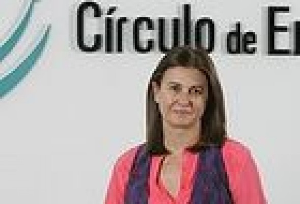Menos política y más sueldo para atajar la carga fiscal en la Administración