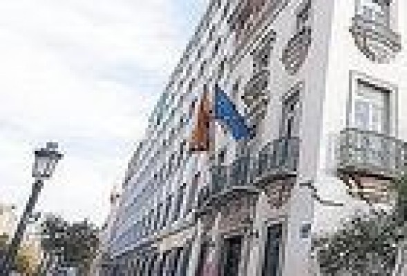 La Generalitat modifica la ley para poder vender sus inmuebles sin subasta
