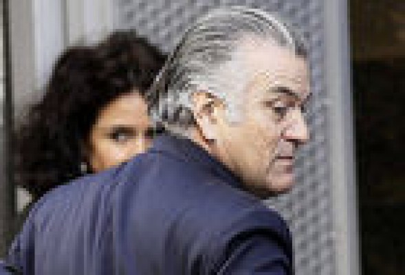 González Pons señala que Bárcenas aparece como 