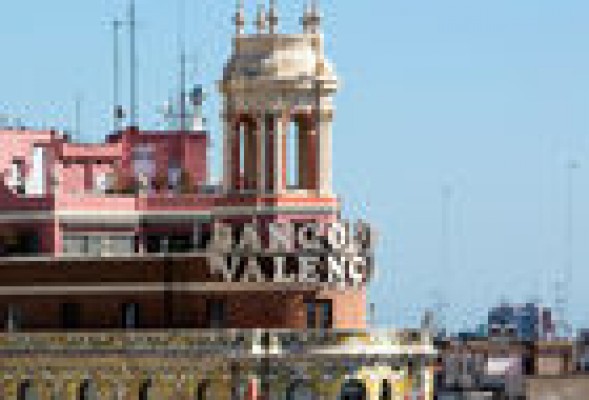 CaixaBank toma el control de los fondos de inversión de Banco de Valencia