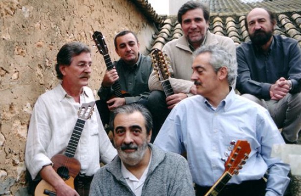 Burriana busca nuevas formas de tratar la música tradicional en un taller con Manolo Miralles