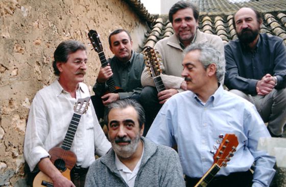 Burriana busca nuevas formas de tratar la música tradicional en un taller con Manolo Miralles
