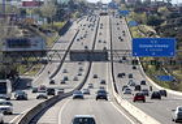 ¿Hasta cuándo podrá aguantar Ana Pastor sin poner peajes a las autopistas públicas?