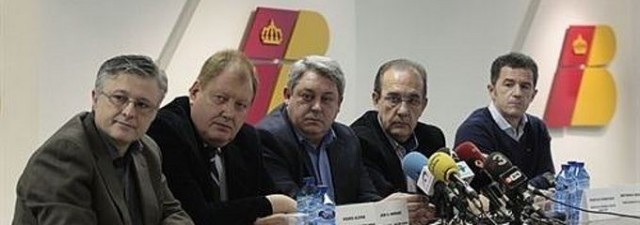 Iberia acepta la propuesta del mediador y los sindicatos decidirán el miércoles