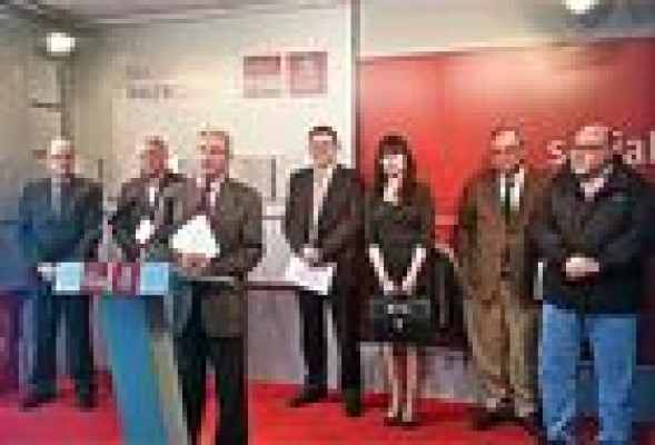 El sector agroalimentario valenciano traslada al PSPV sus exigencias para obtener un 