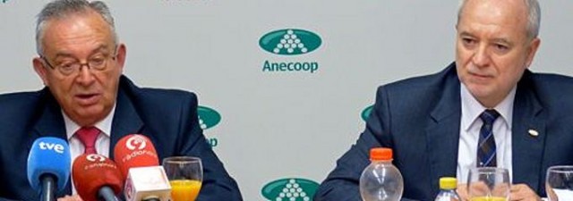Anecoop rompe la atonía general y aumenta su volumen de negocio un 5,4%