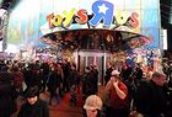 Toys 'R' Us busca local en el centro de Valencia para una nueva apertura 