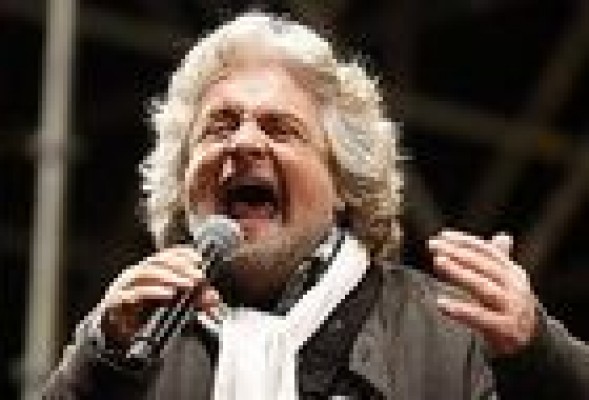 Grillo pide la dimisión de sus senadores que rompieron la disciplina de voto