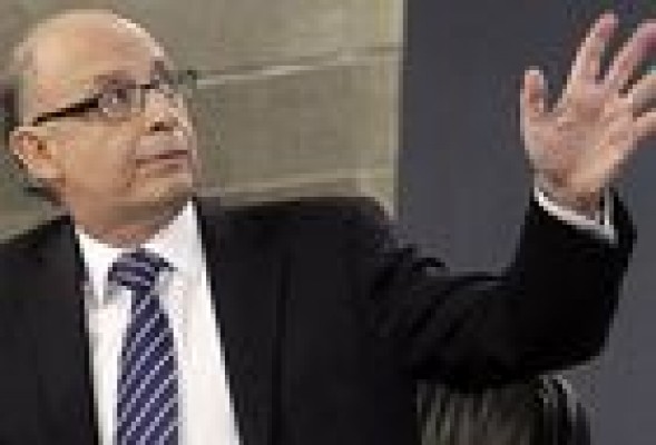 El Gobierno no descarta objetivos de déficit asimétricos para las CCAA, aunque 